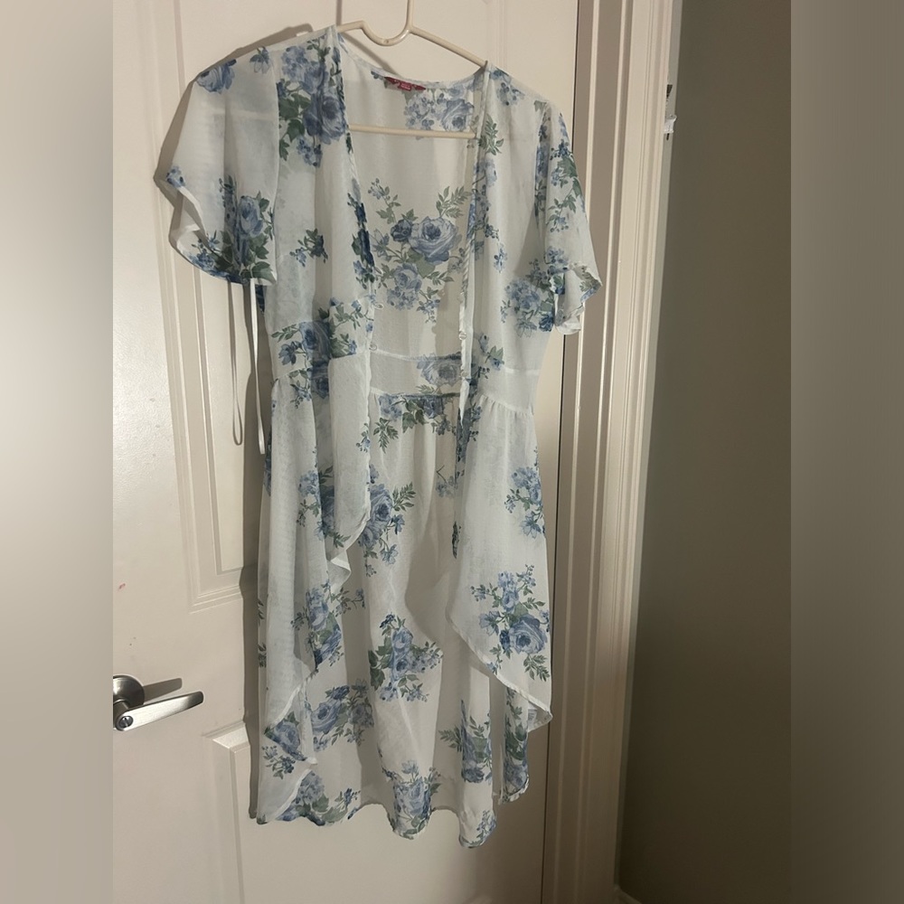 Button up beach cover up 🩷🩷